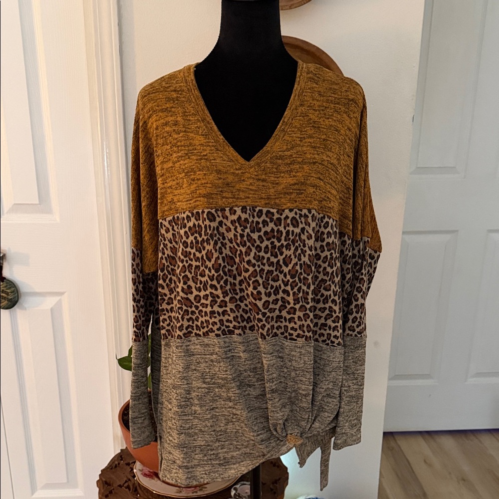 Umgee Colorblock V-Neck Sweater in Mustard, Leopard & Gray